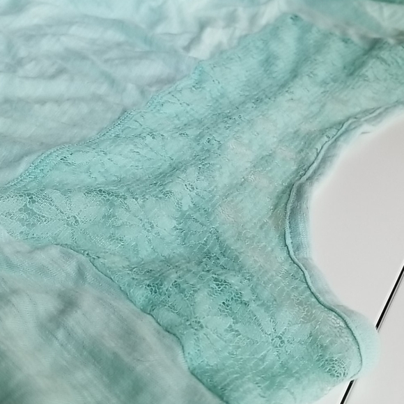 Express Mint Top - Picture 5 of 6